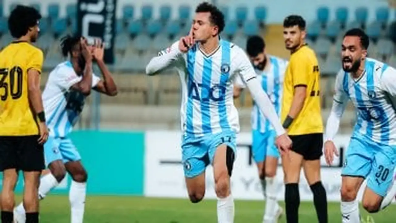 بيراميدز يواجه بتروجت بدون محمود زلاكة مما يؤثر على أداء الفريق في الدوري